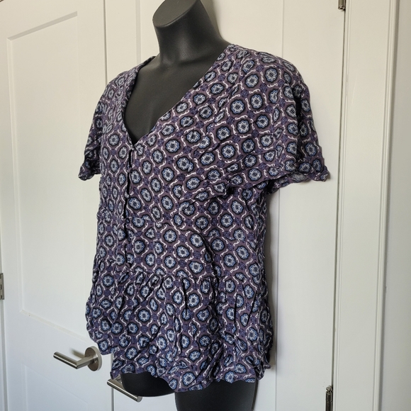 Love & legend blouse - Picture 4 of 6